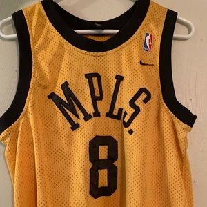 Kobe Bryant jersey